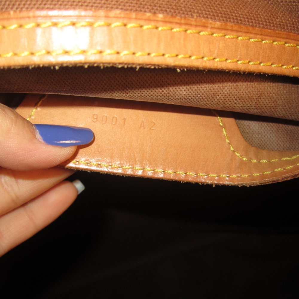 Monogram Canvas Balade Bag - Picture 8 of 8